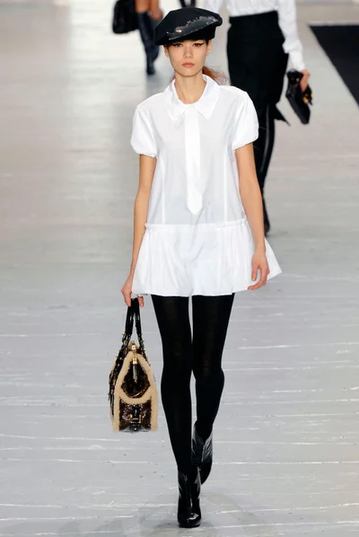 Look 37
